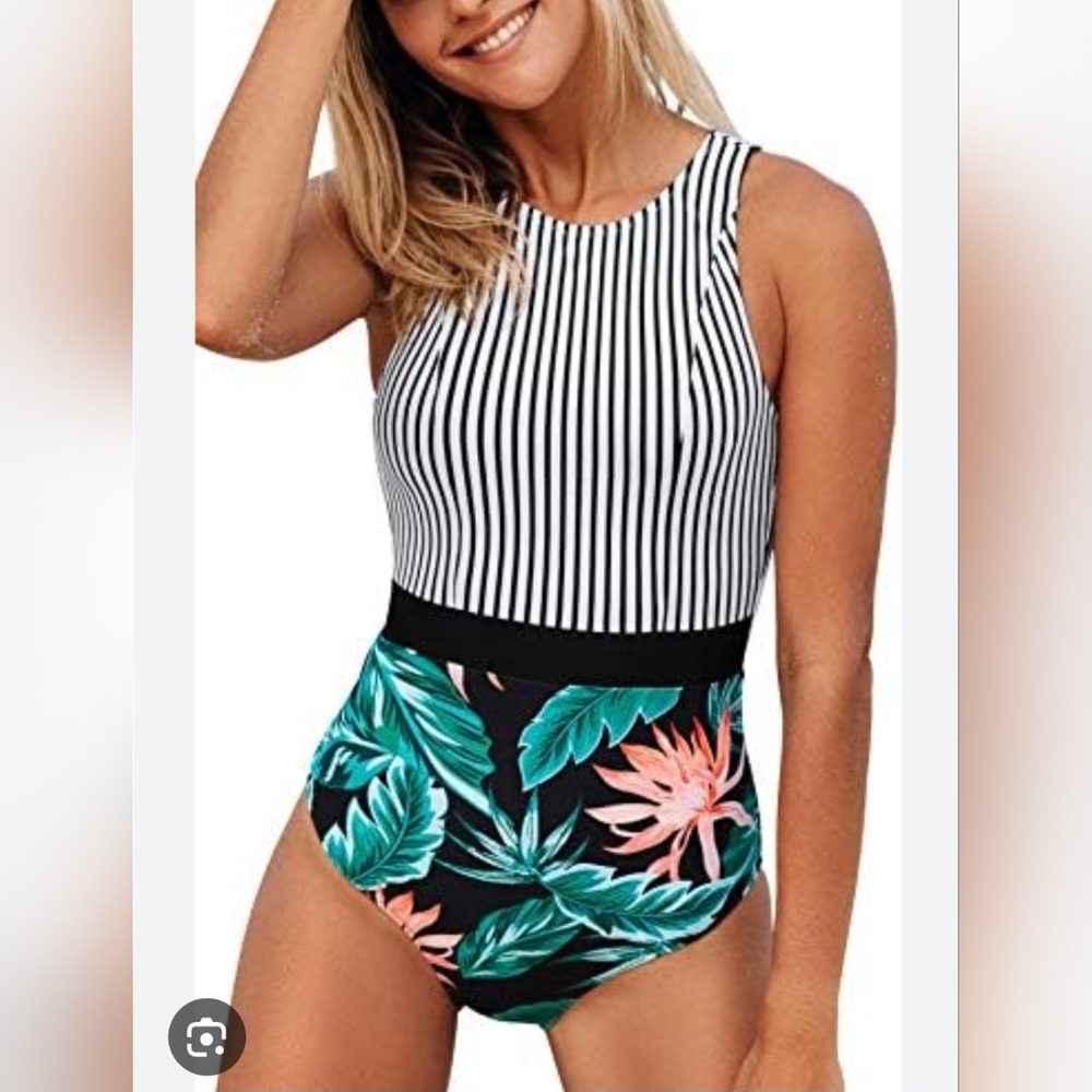 Cupshe Onepiece swim wear